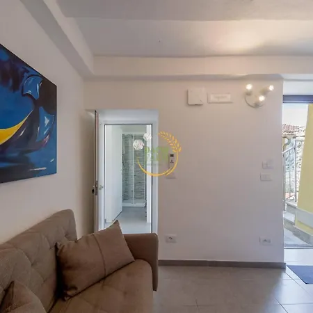 Ginny Dachi Farm Apartment