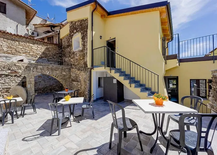 Daire Ginny Dachi Farm Marina dʼAndora