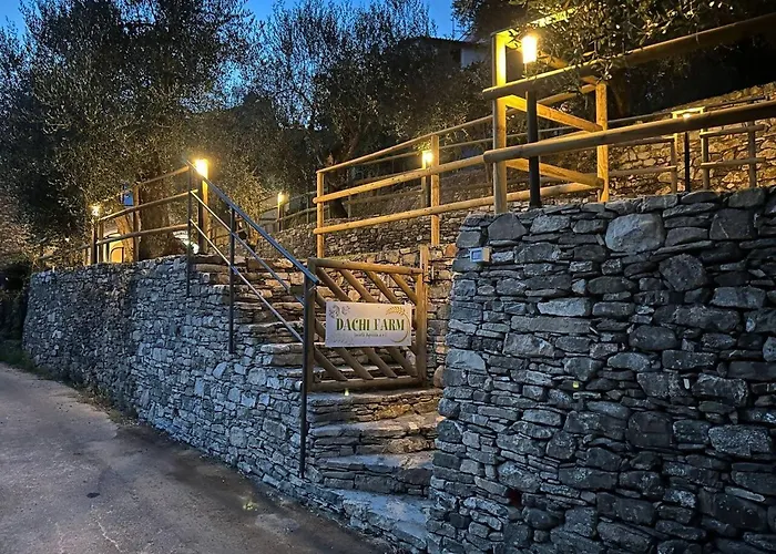 Ginny Dachi Farm * Marina dʼAndora